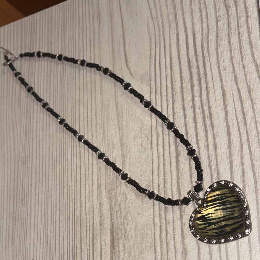 Black and Gold Heart Pendant Necklace